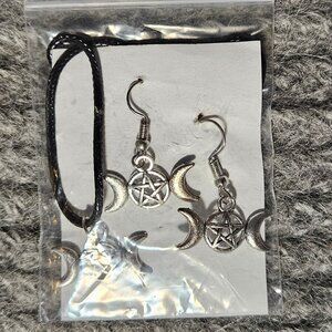 Triple moon and pentagram, 2.8 cm wide, charm pendant and earrings set, new